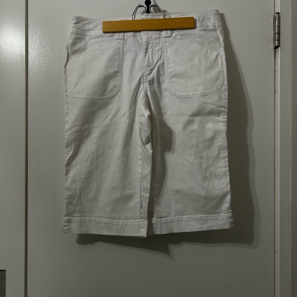 Point Zero Utility Nicole Benisti Bermuda length shorts size 10